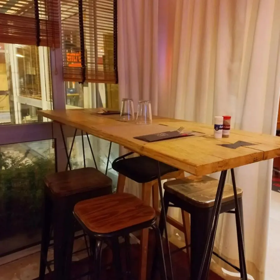 宜必思圣布里克菲尼亚克酒店 Yffiniac 法国